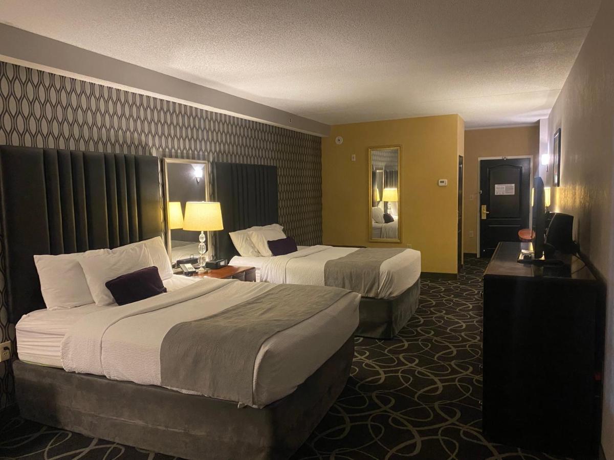 Park Manor Hotel Clifton Park Extérieur photo A room at the Hilton Garden Inn in San Francisco