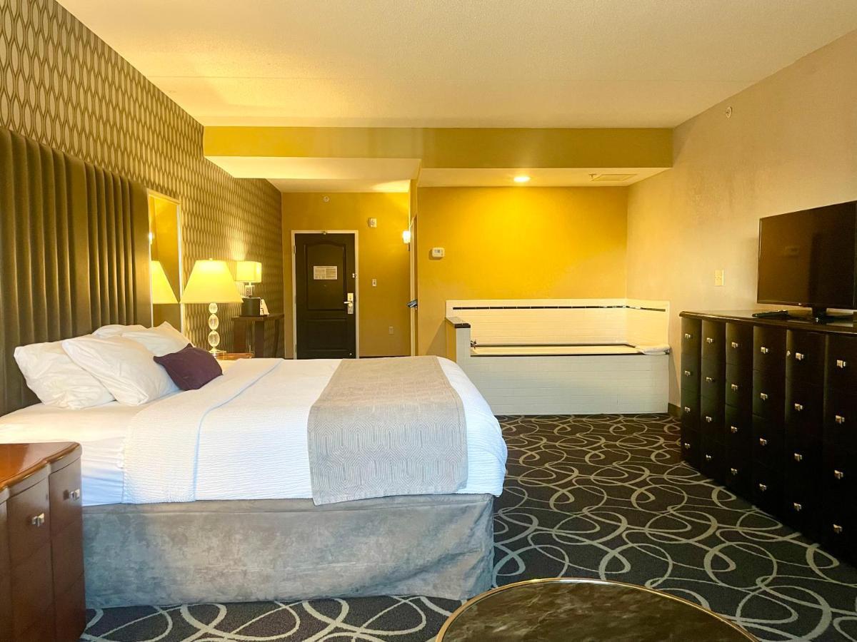 Park Manor Hotel Clifton Park Extérieur photo A room at the Hilton Garden Inn in San Francisco