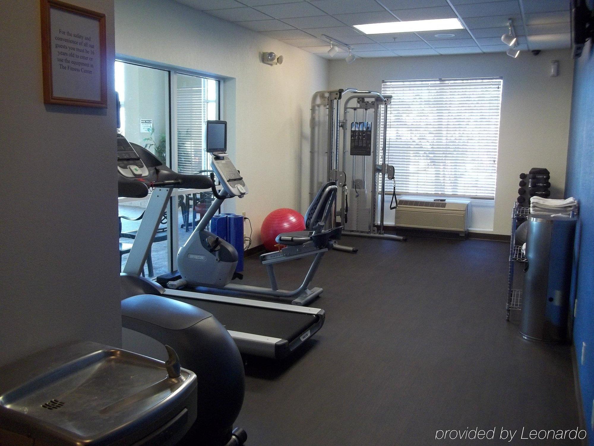 Park Manor Hotel Clifton Park Extérieur photo The gym at the 2008 Olympic Village