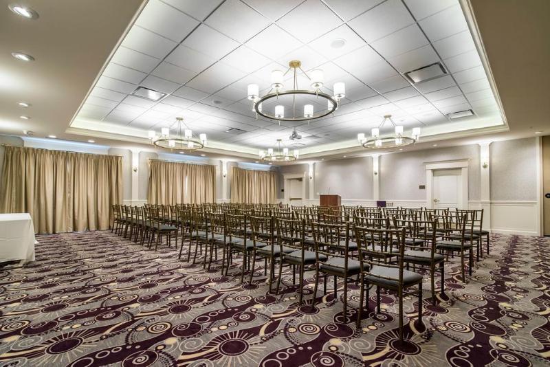 Park Manor Hotel Clifton Park Extérieur photo The ballroom at the hotel