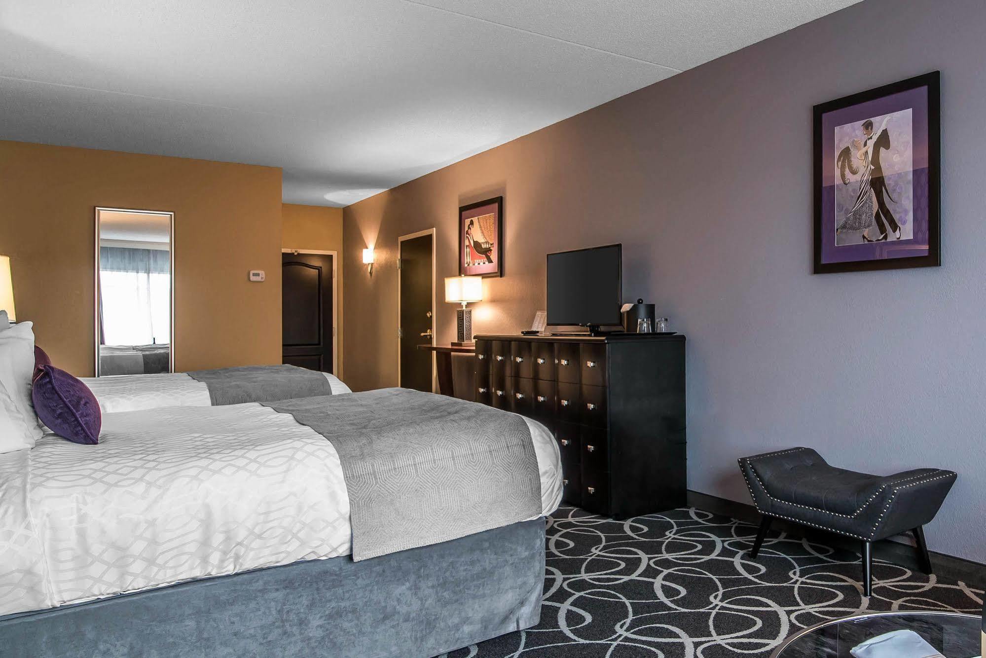 Park Manor Hotel Clifton Park Extérieur photo A room at the hotel