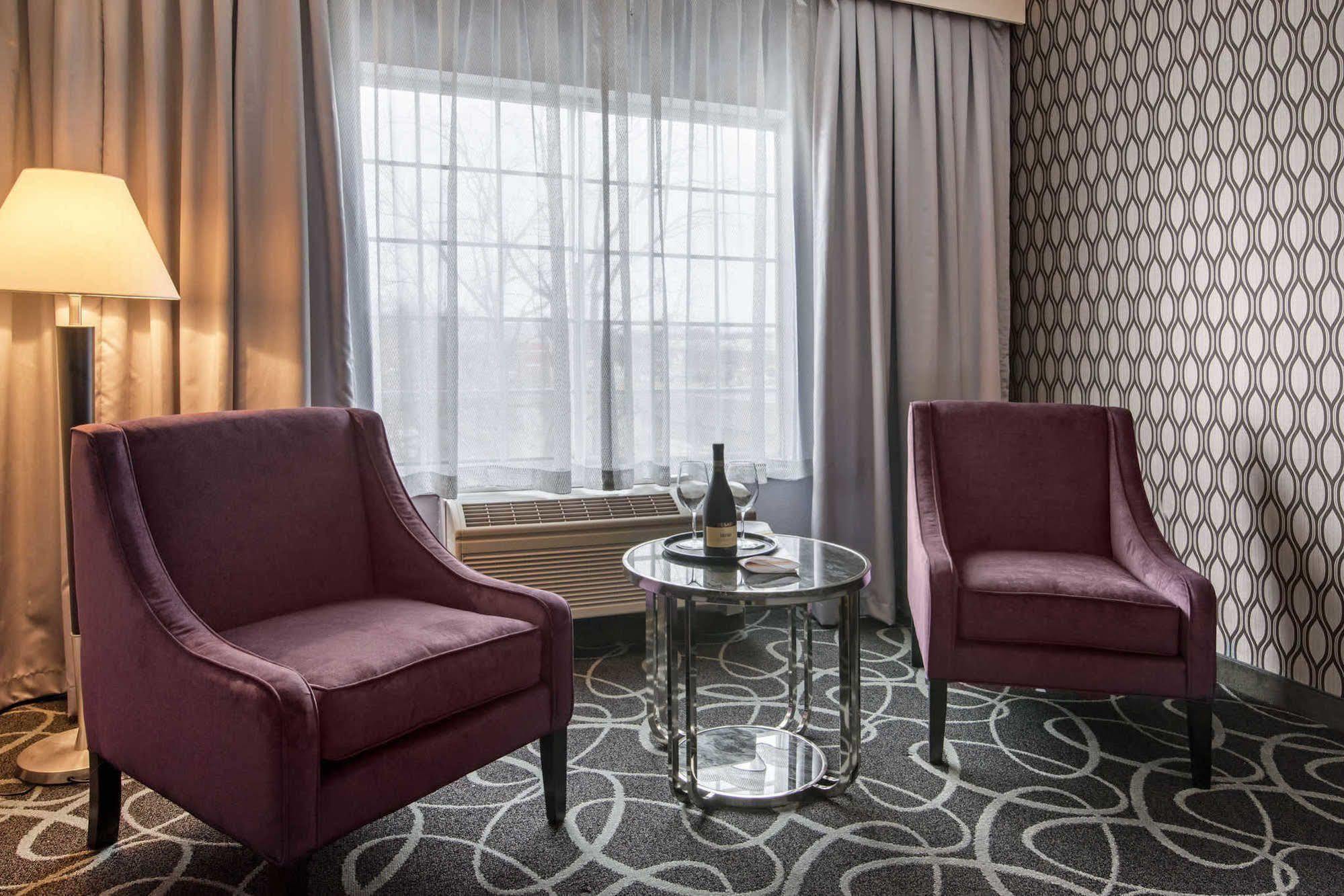 Park Manor Hotel Clifton Park Extérieur photo A room at the hotel