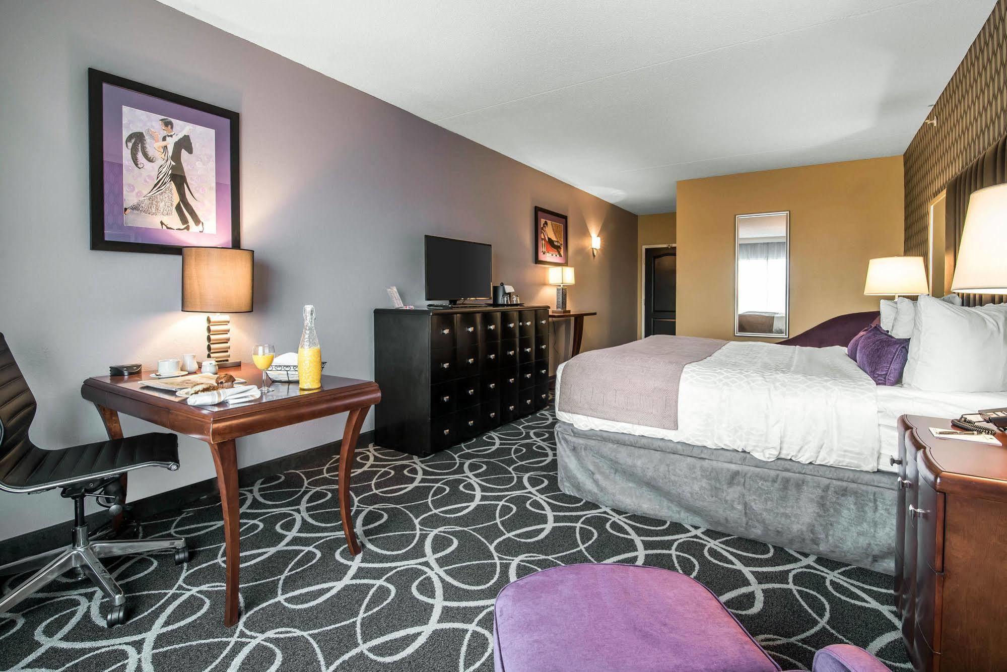 Park Manor Hotel Clifton Park Extérieur photo A room at the hotel