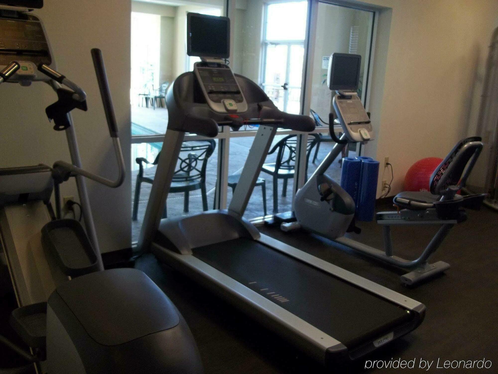 Park Manor Hotel Clifton Park Extérieur photo A treadmill
