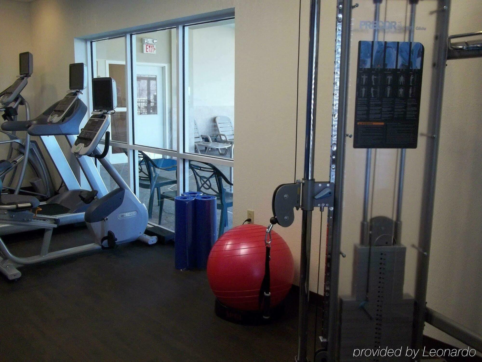 Park Manor Hotel Clifton Park Extérieur photo A typical fitness center